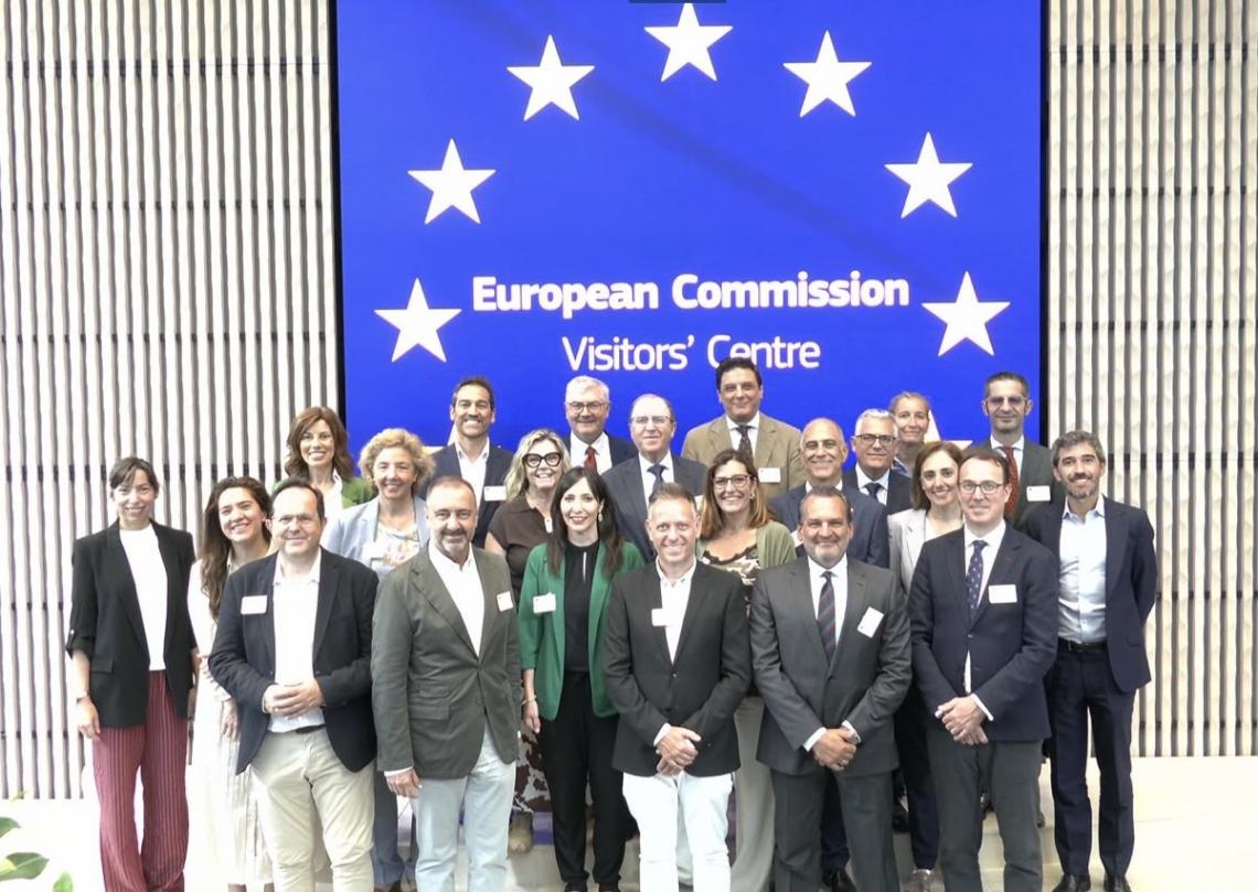 Hem visitat la Comissió Europa amb 15 Cambres de l’Estat